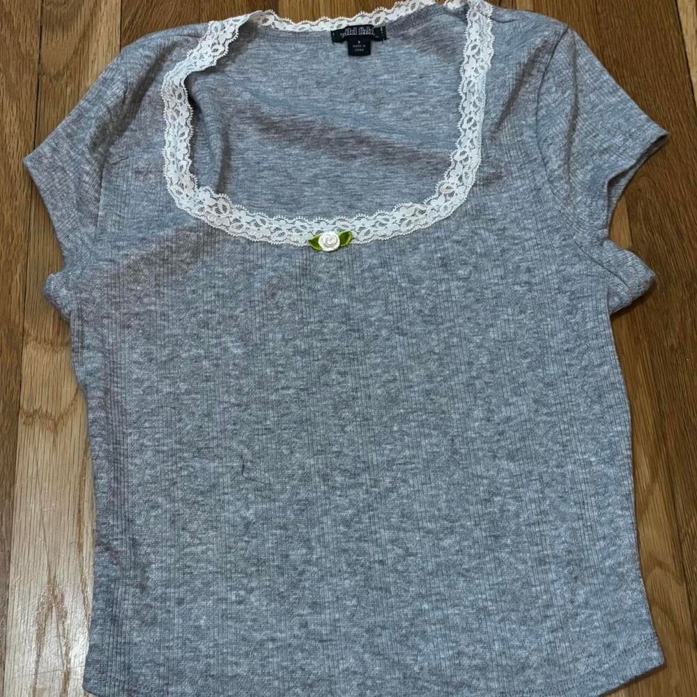 Wild-fable Women's Grey Crop-top